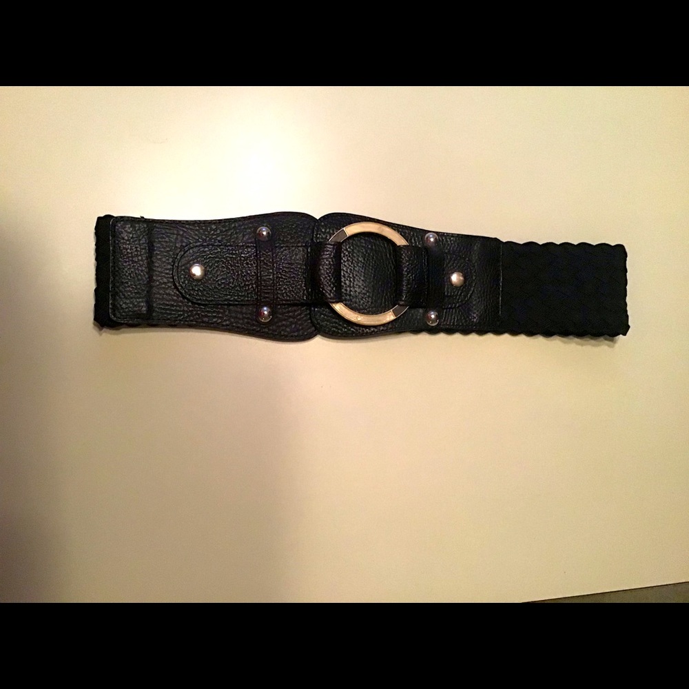 Chicos Genuine Leather and Elastic Belt medium NEW